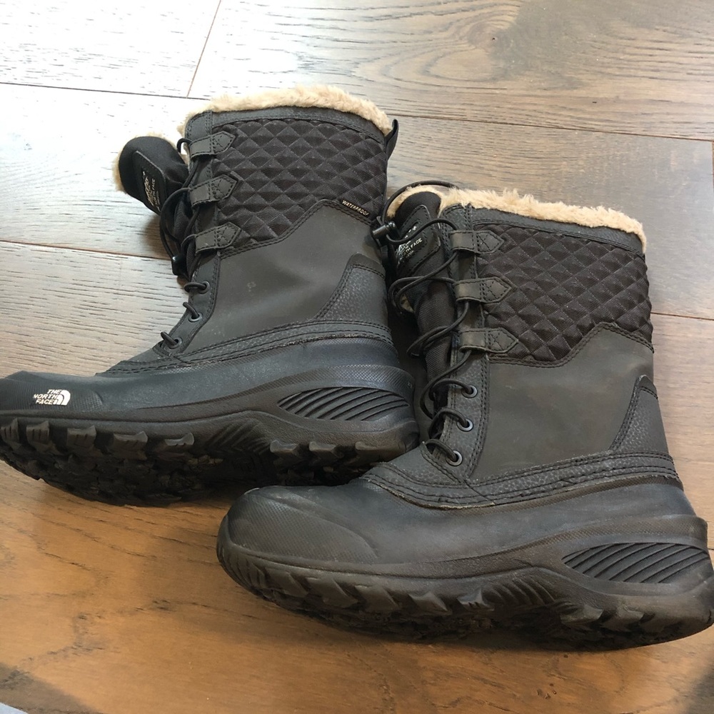 EUC The North Face Waterproof Women’s Boots Sz 5 - Picture 11 of 14